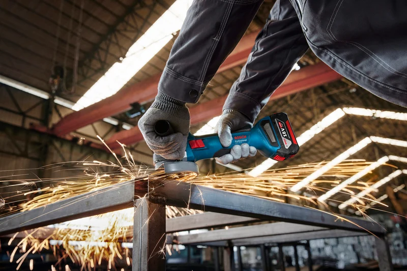 Bosch PRO GWS 18V-8 Akku-Winkelschleifer (Solo im Karton)