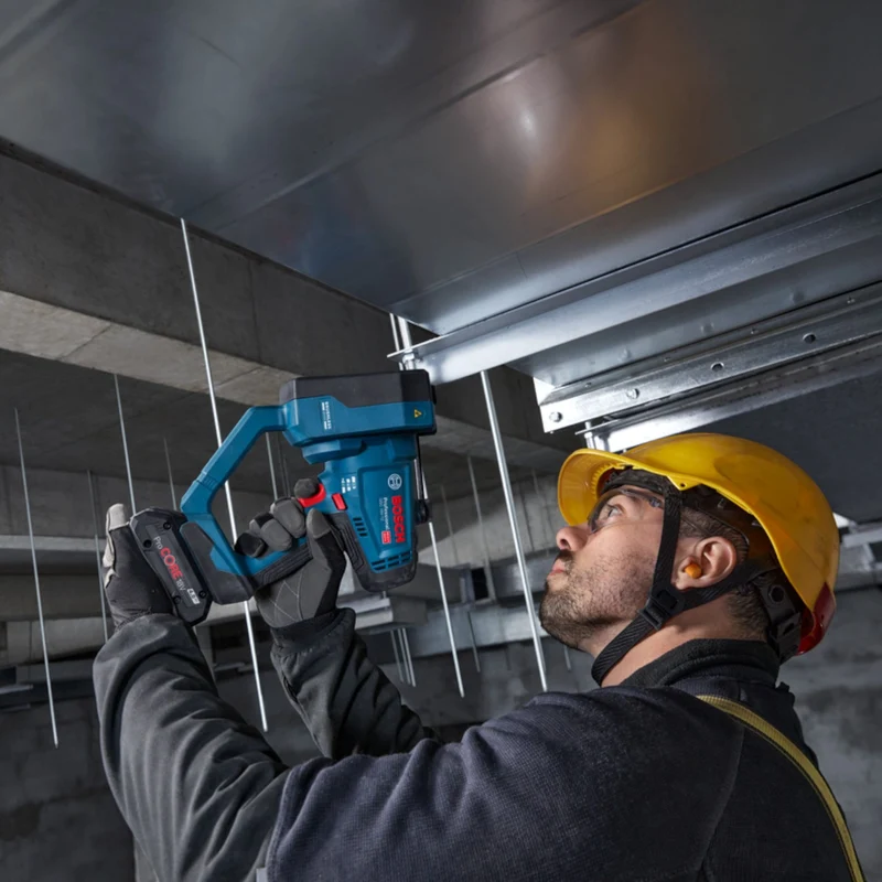 Bosch GGC 18V-12 Professional Akku Gewindestangenschneider 18 V M12 + 1x Akku 2,0 Ah + Ladegerät