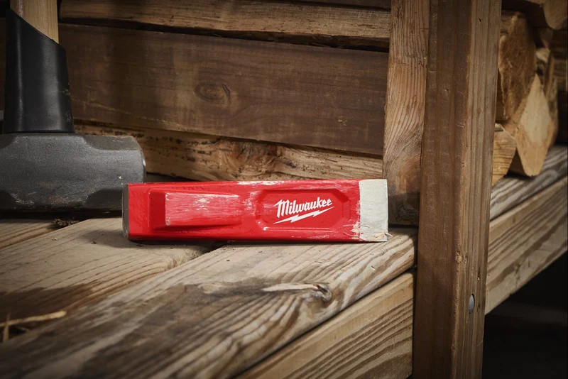 Milwaukee Spaltkeil 2,3 kg (Länge: 200 mm, Große Schlagfläche, korrosionsbeständige Beschichtung, Seitliche Stege erhöhen die Spalteffizienz)