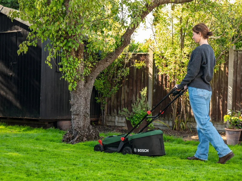 Bosch Home and Garden Akku-Rasenmäher ROTAK18V-32 ( 06008B9P01 )