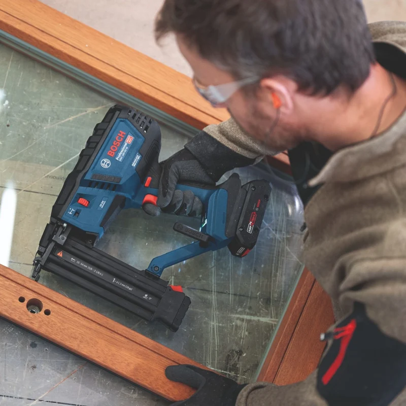 Bosch GNH 18V-50 M Professional Akku Holznagler 18 V 16 - 50 mm ( 0601482401 ) + L-Boxx - ohne Akku, ohne Ladegerät