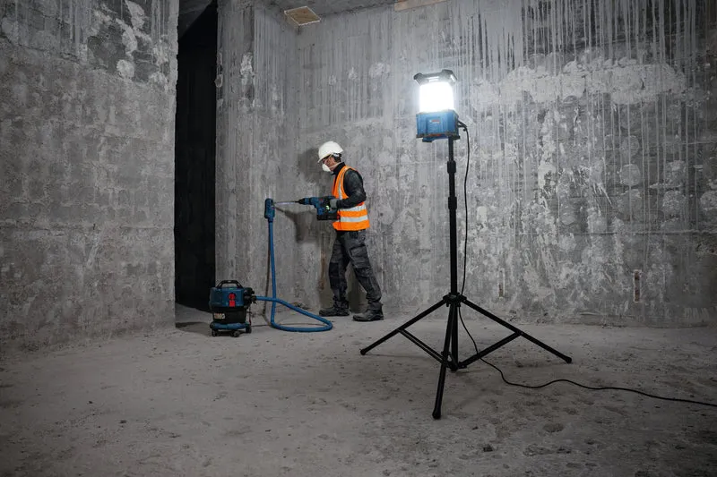 Bosch Leuchtenstativ GLT 300-40 (für alle Leuchten mit 5/8"-Gewinde in Durchgangsbohrung, Traglast: 10 kg, Arbeitshöhe max.: 300 cm)