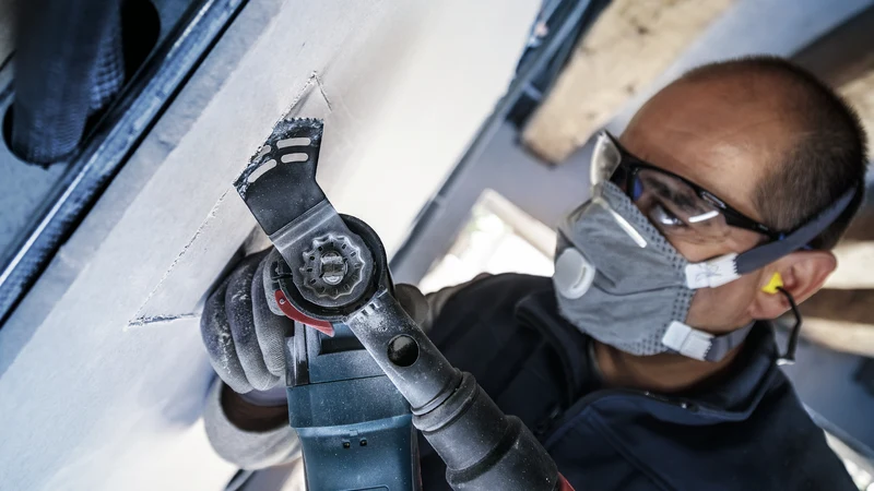 Bosch PRO Dual-Tec-Sägeblatt AYZ 53 BPB (Starlock, für Holz mit Nägeln, Gipskarton, Kunststoffbeschichtete Platten, 2-in-1 Funktion, 53 x 40 mm)