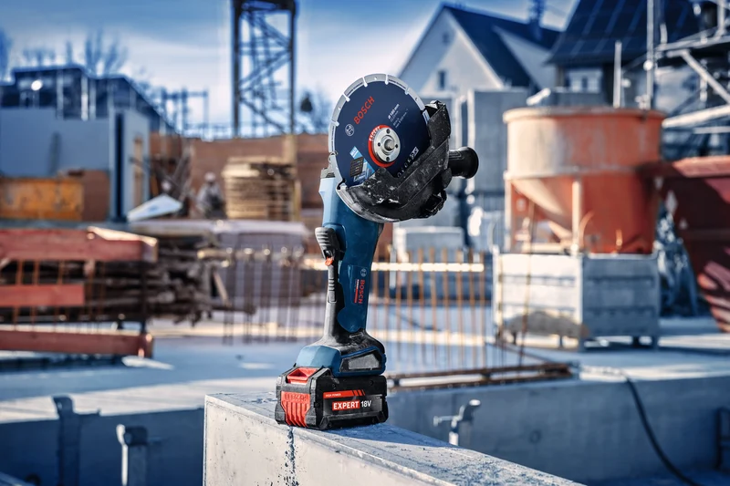 Bosch EXPERT Akku-Winkelschleifer EXWS18V-180P (Scheiben-Ø: 180 mm, Drehzahl: 6100 U/min, ohne Akku in L-BOXX 238)