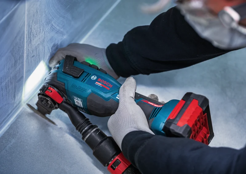 Bosch EXPERT Akku-Multi-Cutter EXOP18V-40 (Aufnahme: Starlock, Starlock Plus, Starlock Max, Snap-in, ohne Akku in L-BOXX 136)