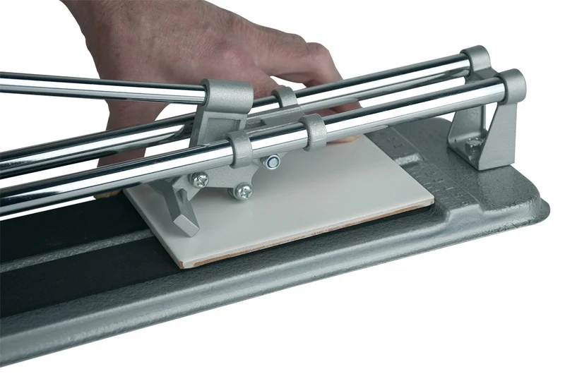 Fliesenschneidmaschine