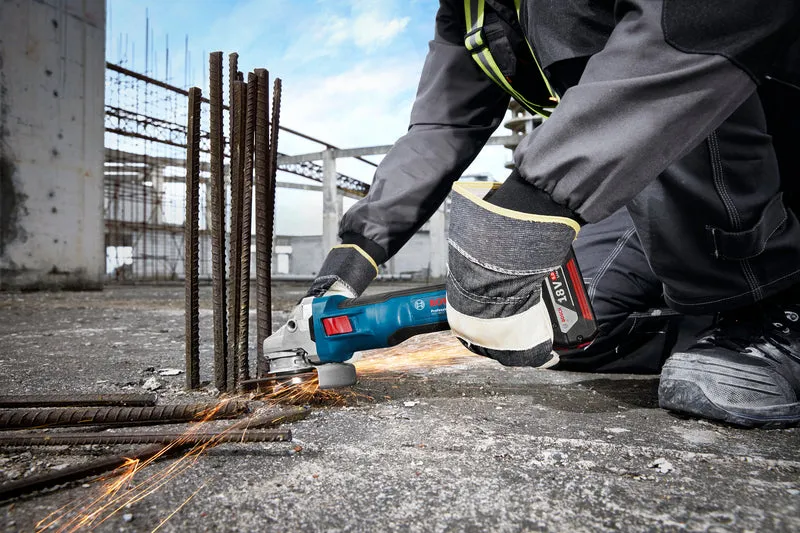 Bosch Akku-Winkelschleifer GWS 18V-11 (Scheiben-Ø: 125 mm, Solo in L-BOXX 136)