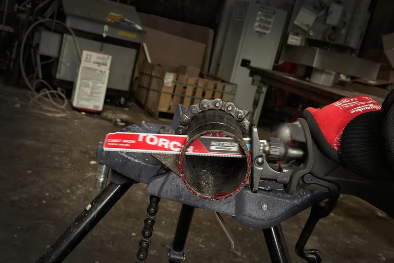 Milwaukee Säbelsägeblatt 230 mm mit 8 TPI für Metall (TORCH mit NITRUS Carbide HM Verzahnung)
