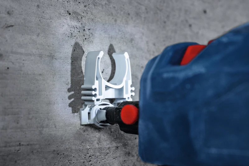 Bosch Akku-Betonnagler GNB 18V-40 (für Nägel: 13 - 40 mm bei Ø 2,7 - 3 mm, Solo inkl. Ausdrückstift, Befestigungshaken, E-Mundstück in XL-BOXX)