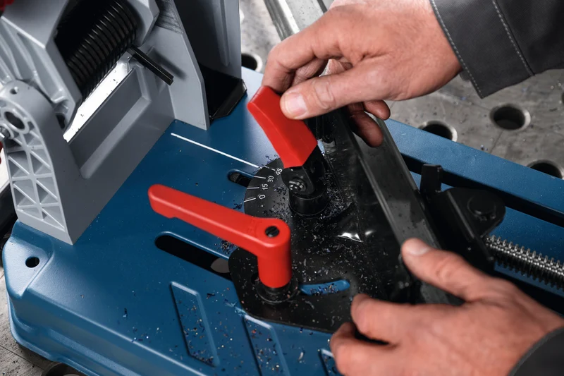 Bosch Akku-Metalltrennsäge GCD 18V-355 (Sägeblatt-Ø: 355 mm, Schnittkapazität: 127 mm vertikal & 194 mm horizontal, Solo)