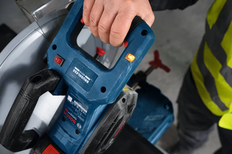 Bosch Akku-Metalltrennsäge GCD 18V-355 (Sägeblatt-Ø: 355 mm, Schnittkapazität: 127 mm vertikal & 194 mm horizontal, Solo)