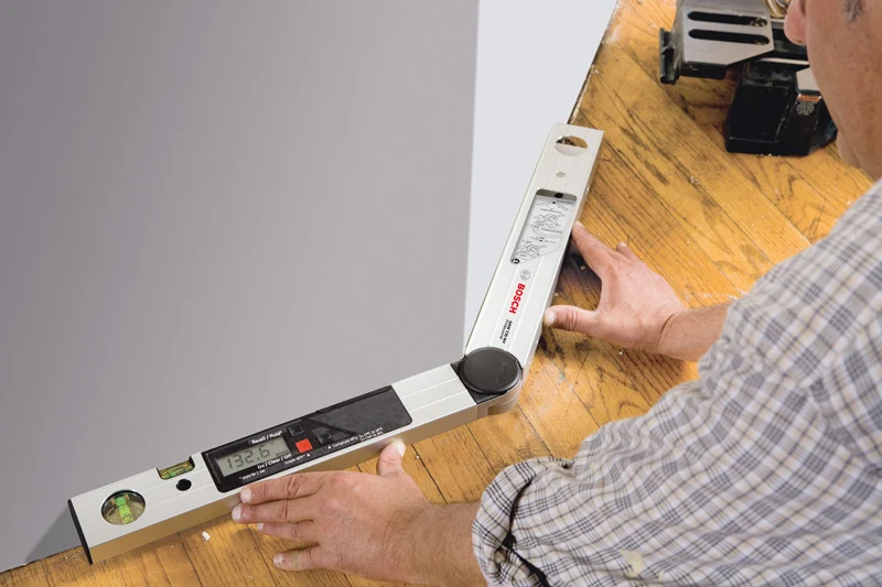 Bosch Winkelmesser GAM 220 MF (Schenkellänge: 40 cm, Messbereich: 0° - 220°, Ermittlung von Gehrungswinkeln)