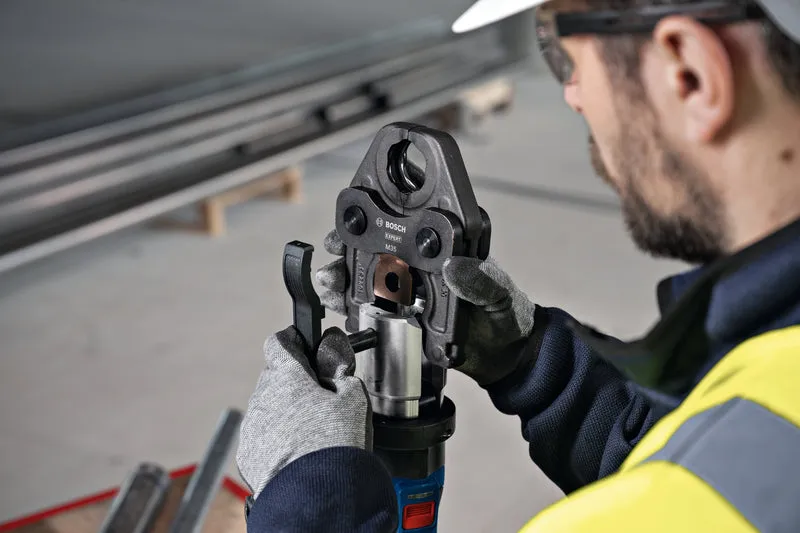Bosch Akku-Presswerkzeug GPT 18V-32 (32 kN Presskraft, Pressbereich: 54 / 110 mm, 360 ° Kopfrotation, Solo inkl. XL-BOXX)