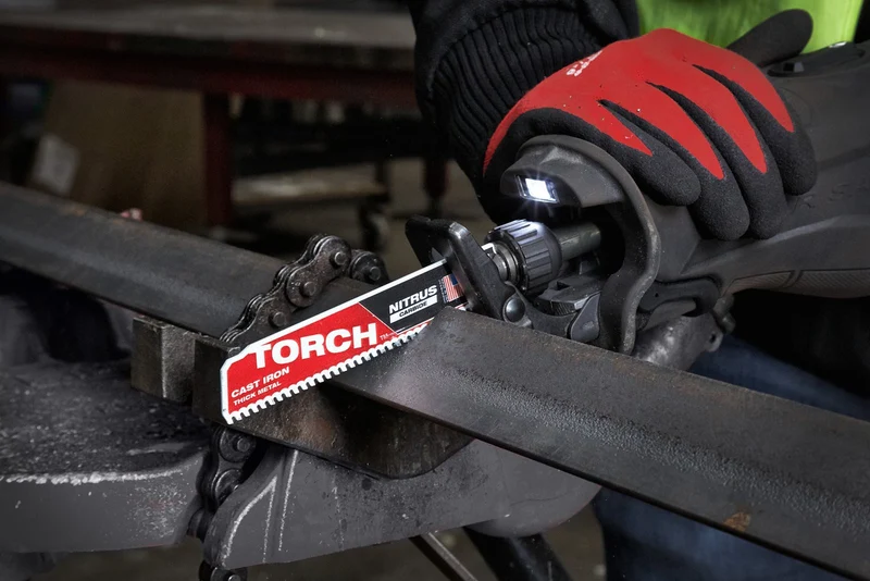 Milwaukee Säbelsägeblatt 150 mm mit 8 TPI für Metall (TORCH mit NITRUS Carbide HM Verzahnung)