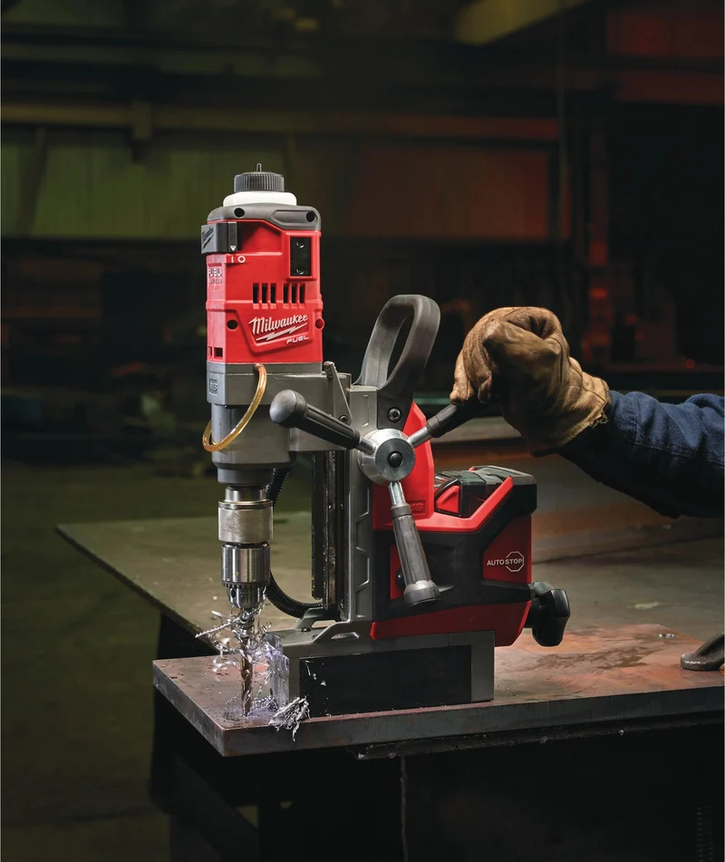 Milwaukee M18 FMDP-0C FUEL Akku-Magnetkernbohrmaschine (ohne Akku/Lader im Transportkoffer)