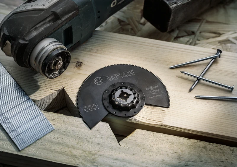 Bosch PRO Segmentsägeblatt ACZ 100 BB (Starlock, für Holz mit Nägeln & Kompaktlaminat-Vinyl, 100 mm)