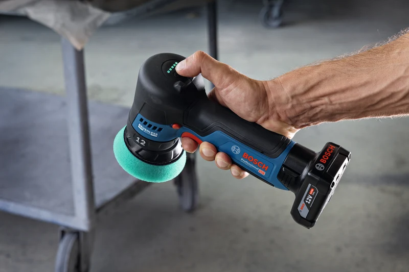 Bosch Akku-Exzenterpolierer GPX 12V-77 (Solo, inkl. 77 mm Klett-Stützteller & 77 mm Polierschwamm)