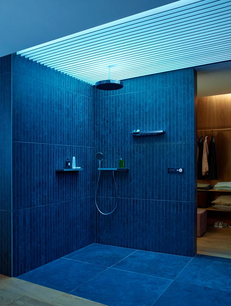 Hansgrohe RainPad Fertigset für 3 Verbraucher – TouchScreen mit LED-Anzeige, schwarz/chrom