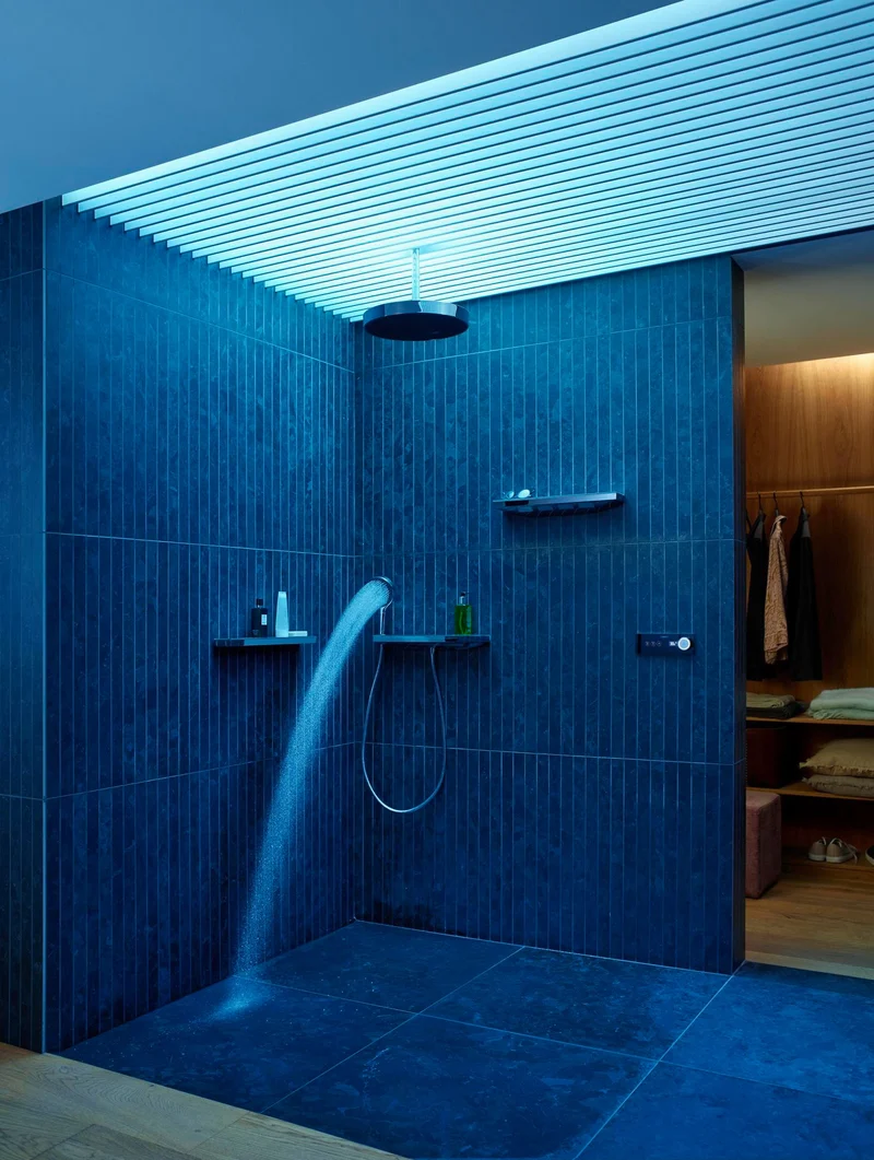 Hansgrohe RainPad Fertigset für 3 Verbraucher – TouchScreen mit LED-Anzeige, schwarz/chrom