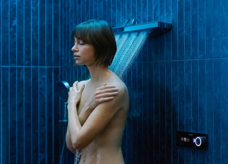 Hansgrohe RainPad Fertigset für 2 Verbraucher – TouchScreen Steuerung, schwarz/chrom