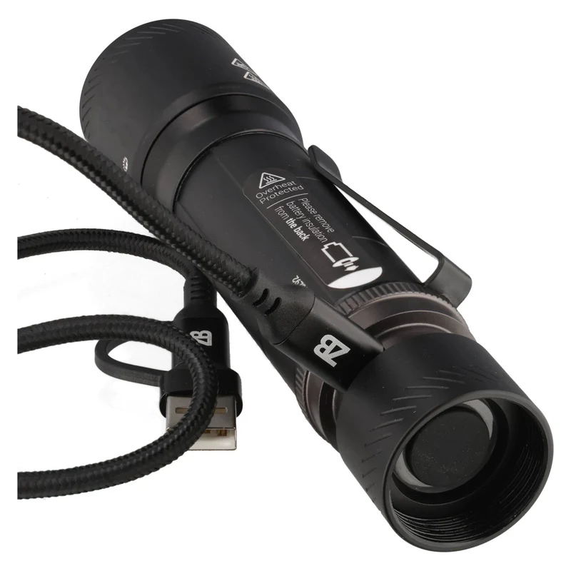 Zweibrüder ZB6T mit 3.000 Lumen 300 m Reichweite und Autofokus