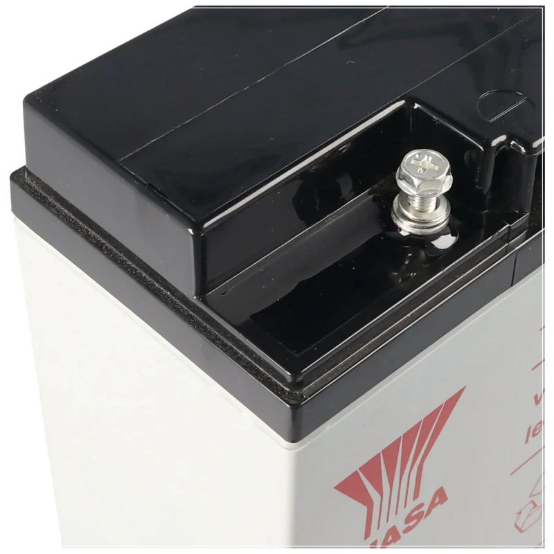 Yuasa NP17-12I mit M5 Schraubanschluss am Plus- und Minuspol