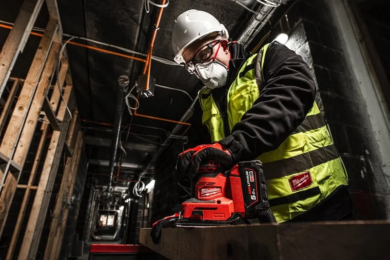 Milwaukee M18 BQSS-0 Akku-Exzenterschleifer ohne Akku/Lader im Karton