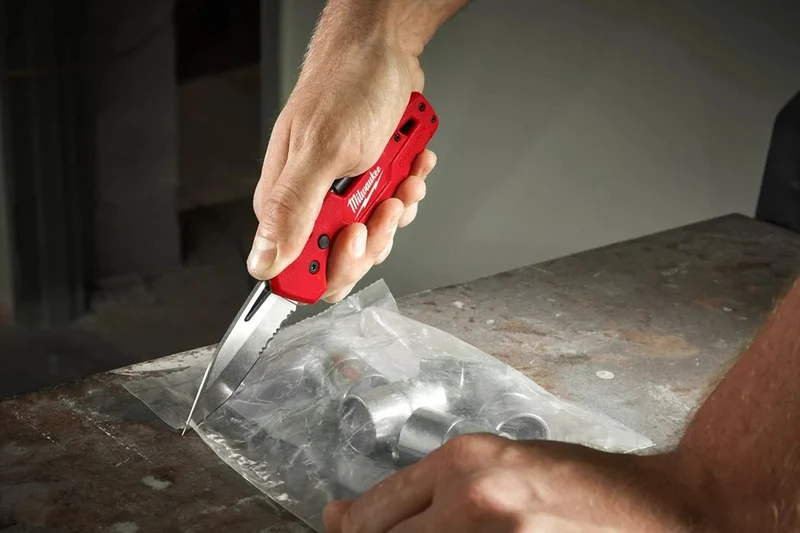 Milwaukee mit integriertem 1/4" Hex-Bithalter Fastback 5-in-1 Klappmesser