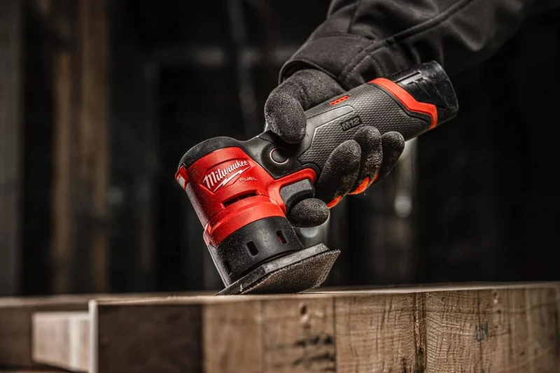 Milwaukee FUEL™ Akku-Exzenterschleifer M12FDSS-422X