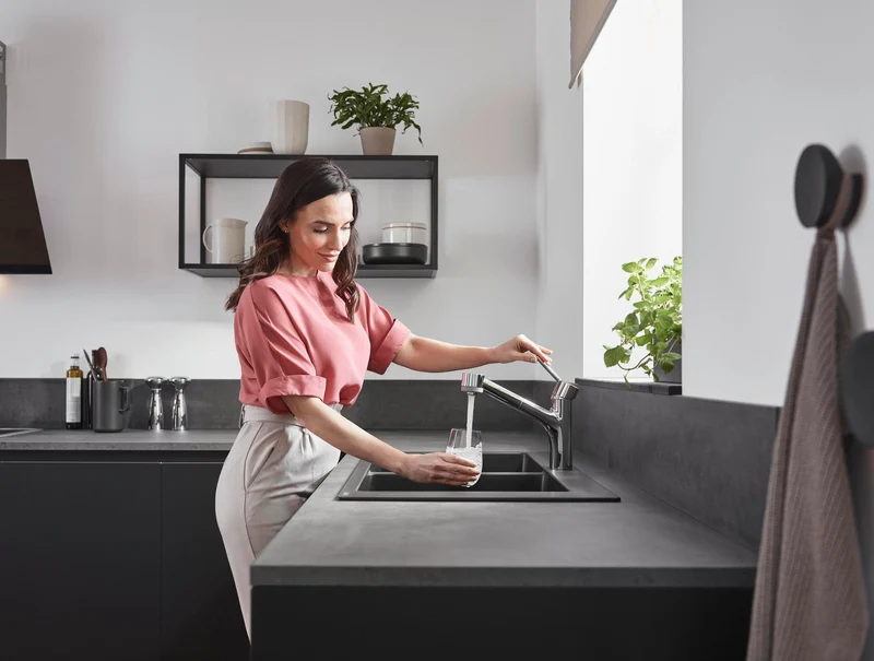Hansgrohe Talis M52 ComfortZone 170 Einhebel-Küchenmischer mit Eco-Ausziehbrause in Chrom
