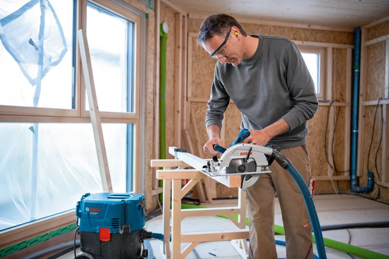 Bosch Akku-Kreissäge PRO GKS 18V-70 L (Solo in L-BOXX)