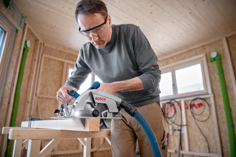Bosch Akku-Kreissäge PRO GKS 18V-70 L (Solo in L-BOXX)