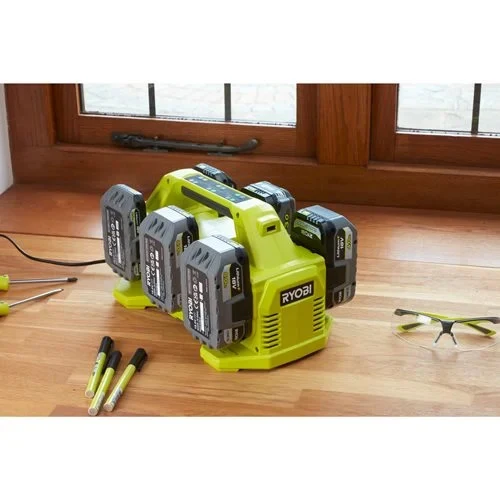 RYOBI RC18640 Ladestation 4.0 A (für bis zu 6 18V Akkus im Karton)