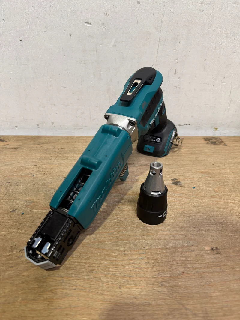 Makita DFS 452 Z Akku Trockenbauschrauber 18 V Brushless Solo - ohne Akku, ohne Ladegerät - Leicht Gebraucht