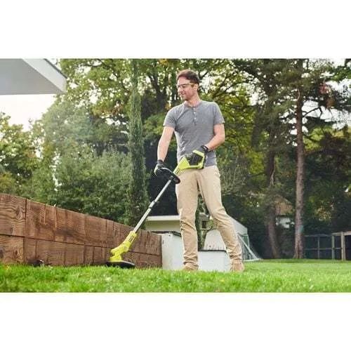 RYOBI RY18LMC30A-120 3-in-1-Akku-City-Rasenmäher 30cm Schnittbreite mit 1x 2.0 Ah Akku und Lader (5133005918)