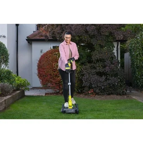 RYOBI RY18LMC30A-120 3-in-1-Akku-City-Rasenmäher 30cm Schnittbreite mit 1x 2.0 Ah Akku und Lader (5133005918)