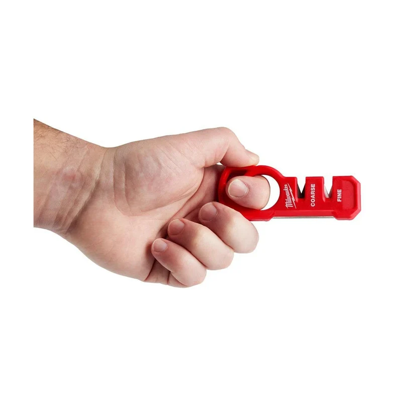 Milwaukee Messerschärfer magnetisch und kompakt (4932478562)