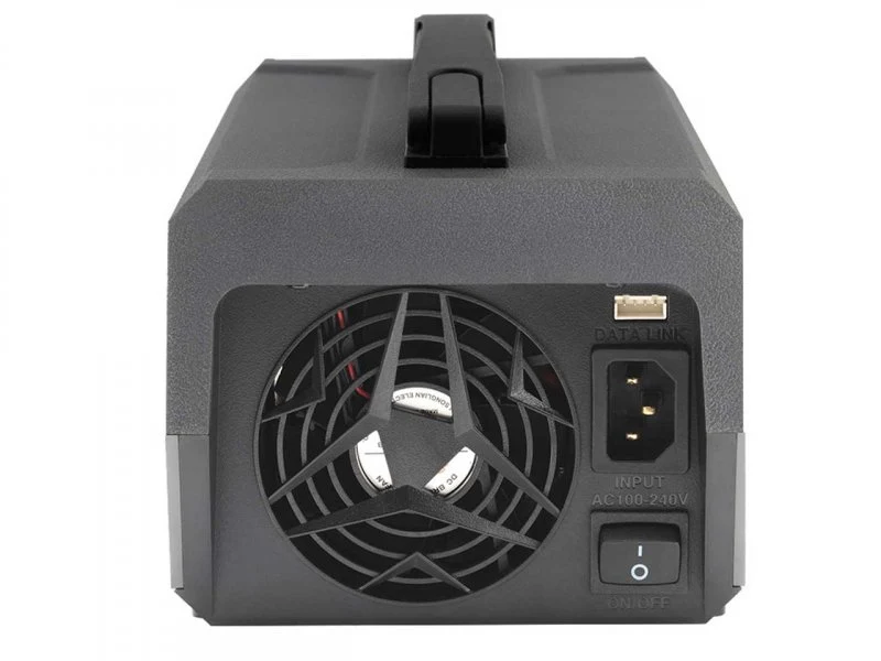 ToolkitRC M8DAC Ladegerät – Hochleistungs-Ladegerät mit bis zu 1200 W