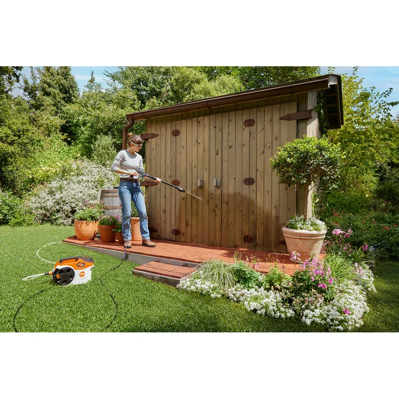 Stihl Akku-Hochdruckreiniger REA 60 PLUS / mit Akku AK 30 S und Ladegerät AL 101