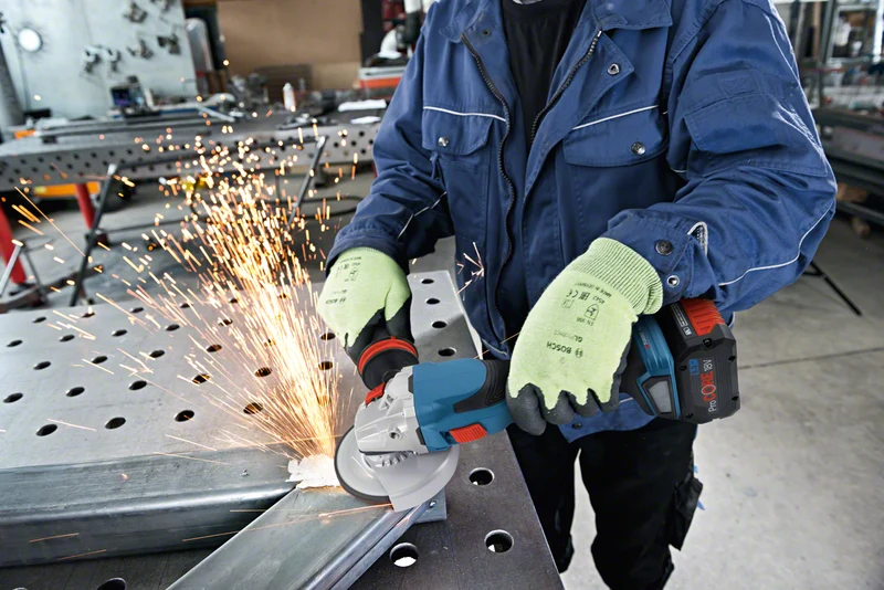 Bosch Akku-Winkelschleifer BITURBO GWS 18V-15 C