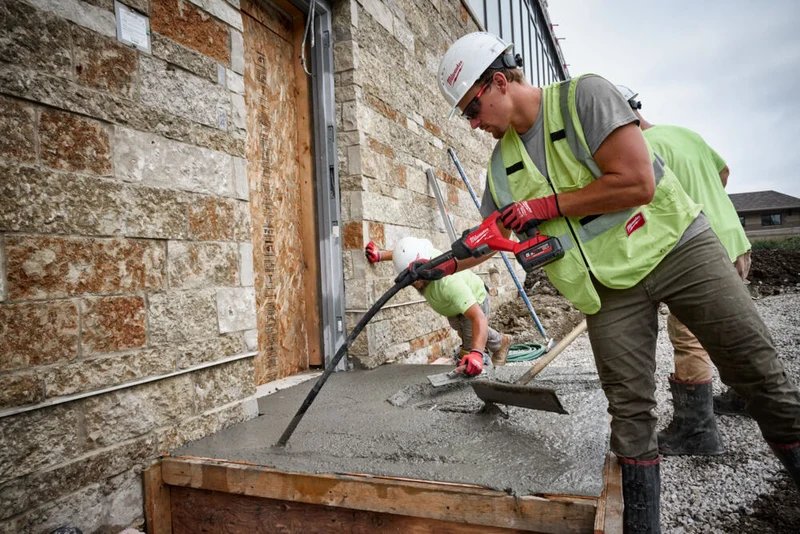 Milwaukee M18 FCVN12-0 Akku-Betonrüttler ohne Akku/Lader