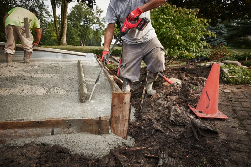 Milwaukee M18 FCVN12-0 Akku-Betonrüttler ohne Akku/Lader