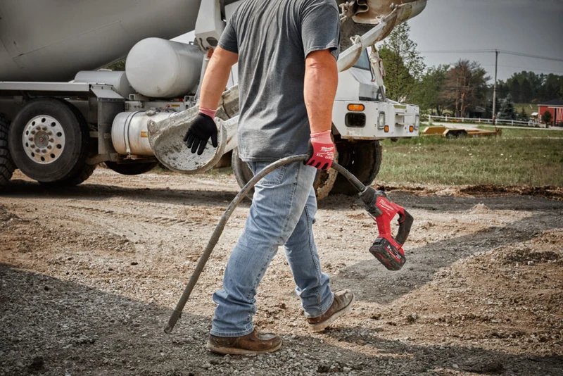 Milwaukee M18 FCVN12-0 Akku-Betonrüttler ohne Akku/Lader
