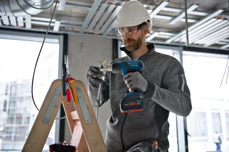 Bosch Akku-Heißluftgebläse GHG 18V-50 in L-BOXX