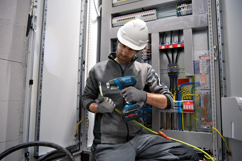 Bosch Akku-Heißluftgebläse GHG 18V-50 in L-BOXX