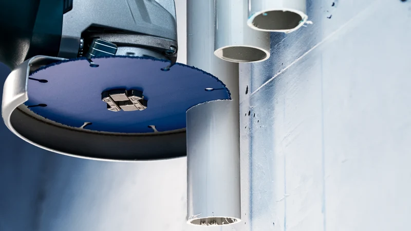 Bosch Expert Carbide Multi Wheel X-LOCK Trennscheibe (Ø 125 x 22,23 mm)