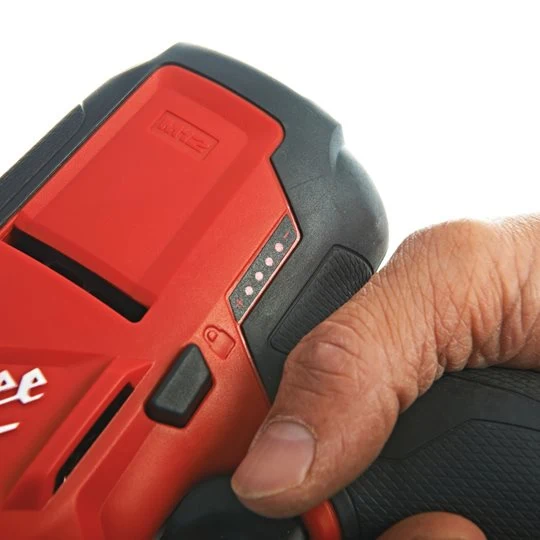 Milwaukee M12 FUEL™ Akku-Säbelsäge M12CHZ-202X