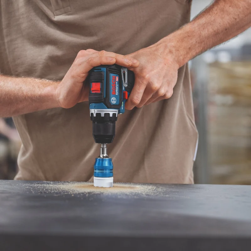 Bosch GSR 12V-32 Professional Akku Bohrschrauber 12 V 32 Nm Brushless ( 06019N7003 ) + 2x Akku 2,0 Ah + Ladegerät + Tasche