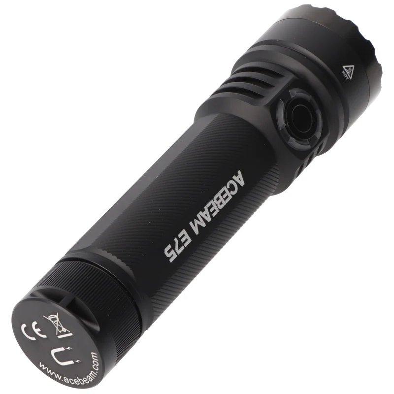 AceBeam E75 Quad Core LED Taschenlampe schwarz, 6.500K, bis zu 4500 Lumen Helligkeit, inklusive 21700 5000mAh Li-Ion Akku