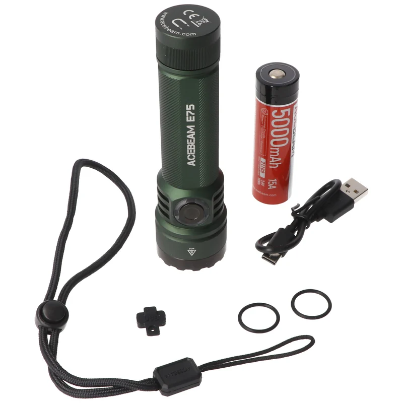 AceBeam E75 Quad Core LED Taschenlampe schwarz, 6.500K, bis zu 4500 Lumen Helligkeit, inklusive 21700 5000mAh Li-Ion Akku